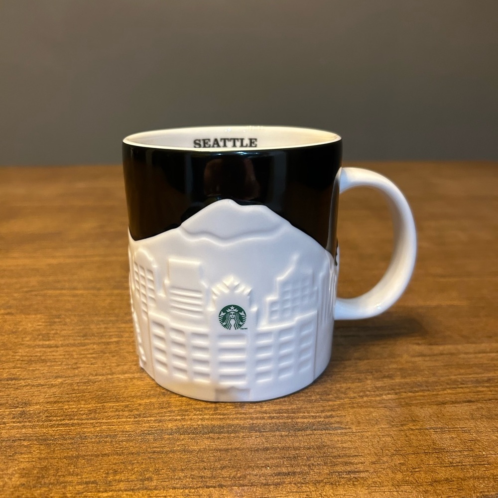 Starbucks Seattle Skyline 3D Collectors Series Coffee Mug - Picture 4 of 6